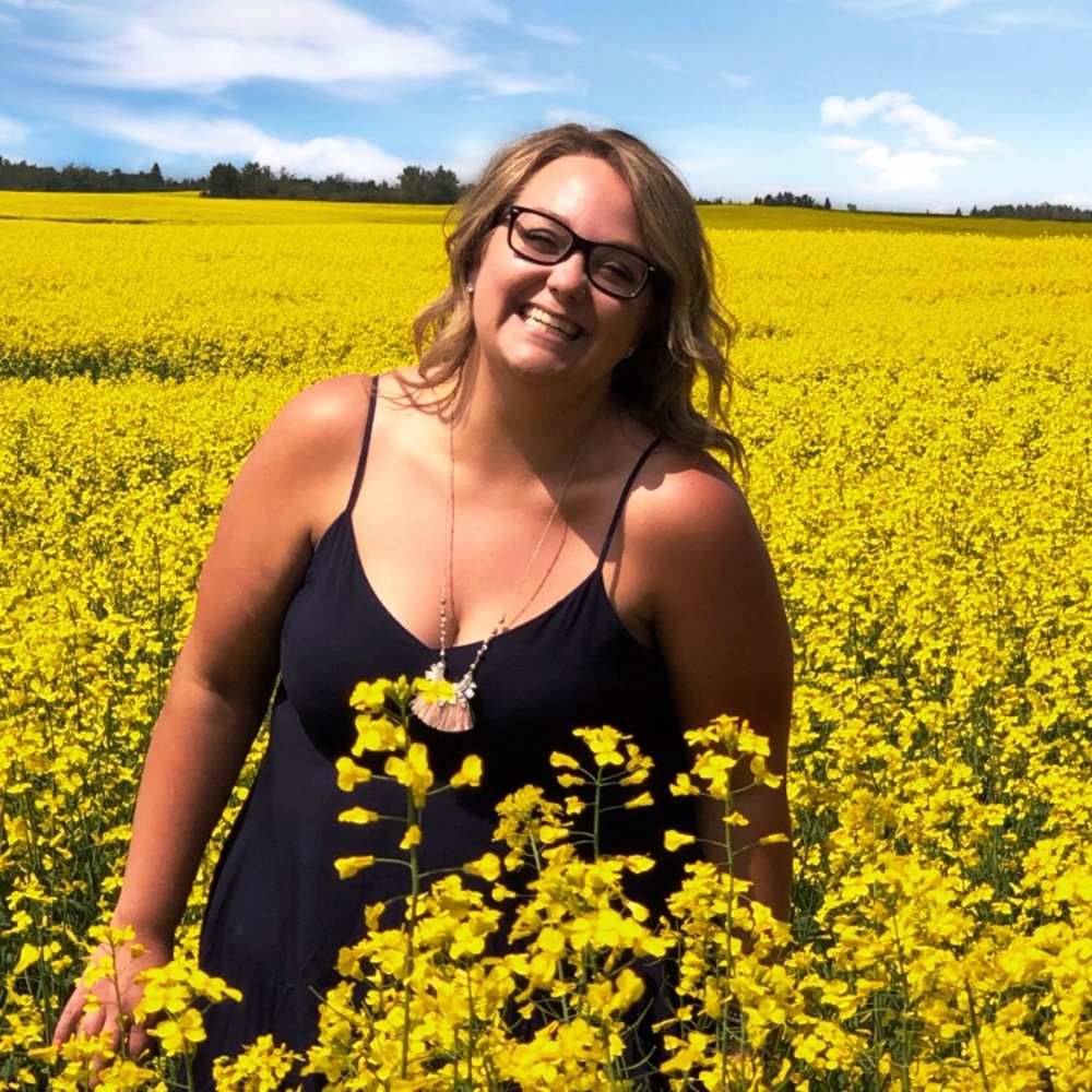 Meet your Posher, Crystal